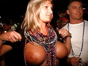 Joven belleza chupa  ...