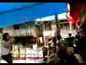 El champán hizo que  ...